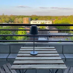 Apartment Cosy Uber Den Dachern Von, Düsseldorf