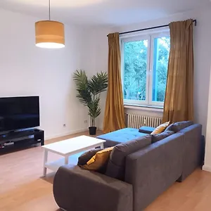 Apartment Spacious 70sqm In Popular Location, Düsseldorf
